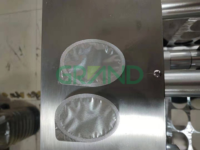 Muestra de la m&aacute;quina de embalaje de la ampolla de dosis de miel